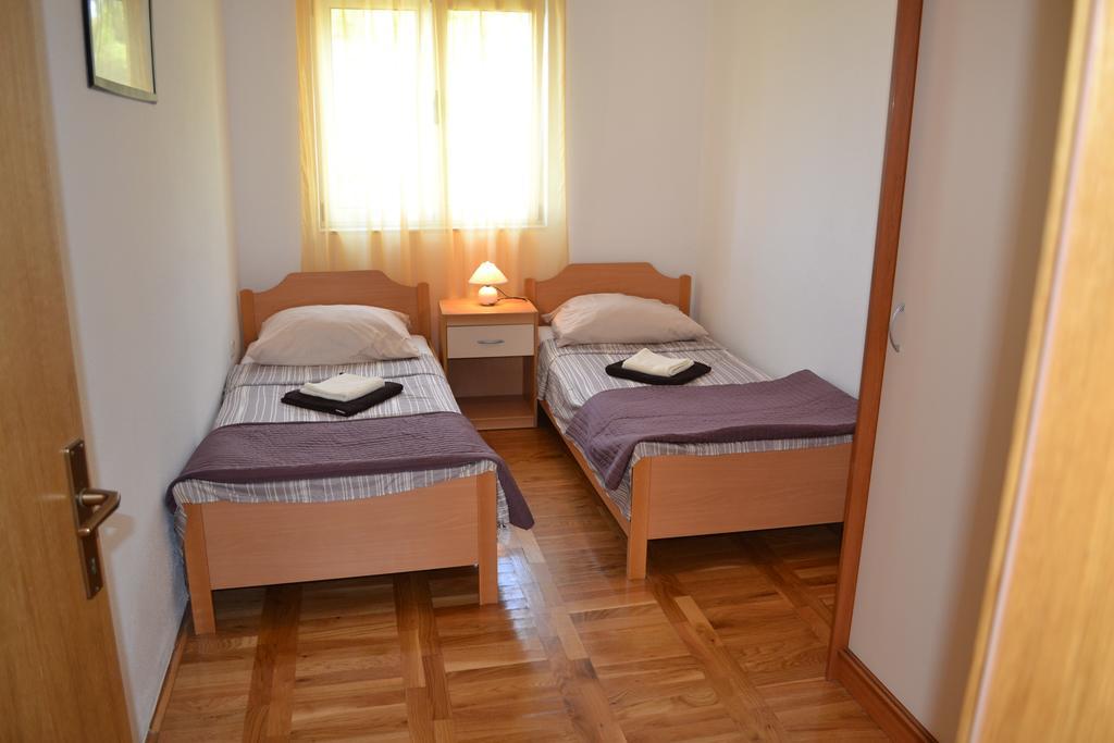 Apartments Marina Srima Exterior photo